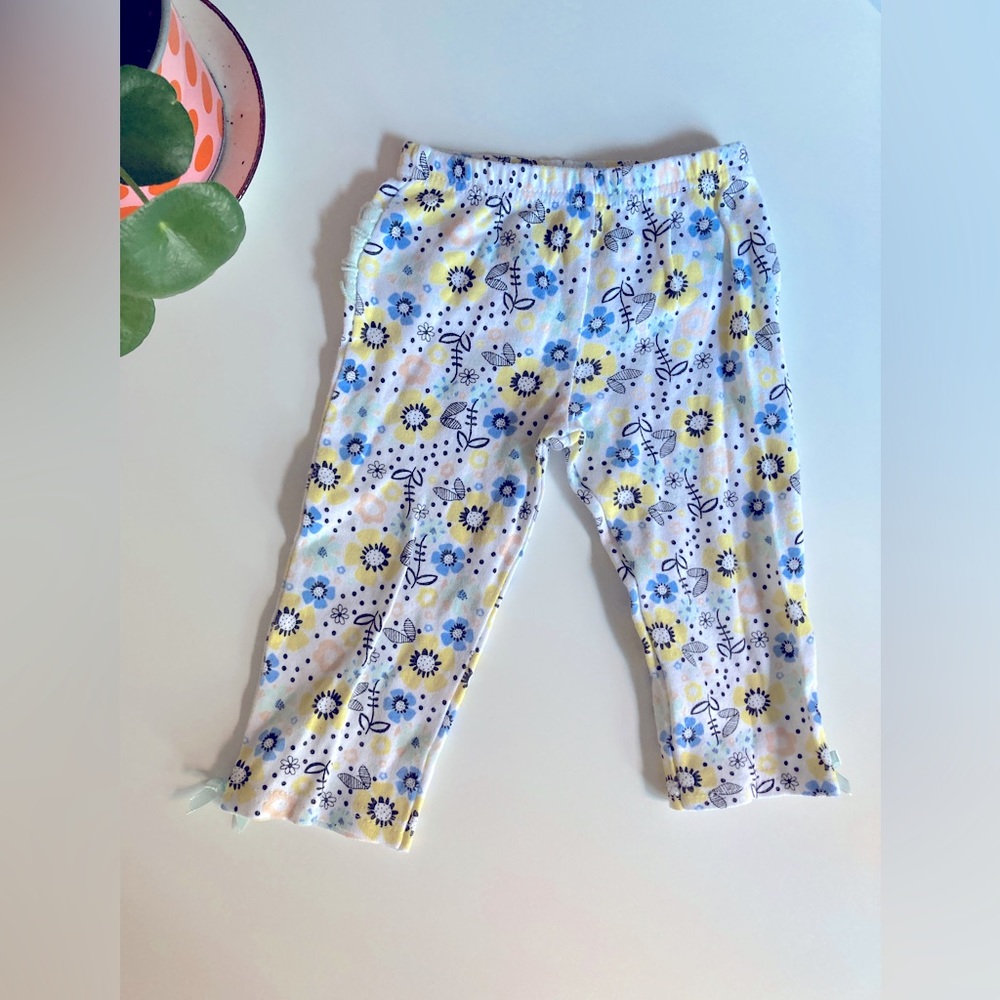 3/20 Chick Pea Floral Baby Pants with Ruffle Bottom 100% Cotton Size 9-12 Months